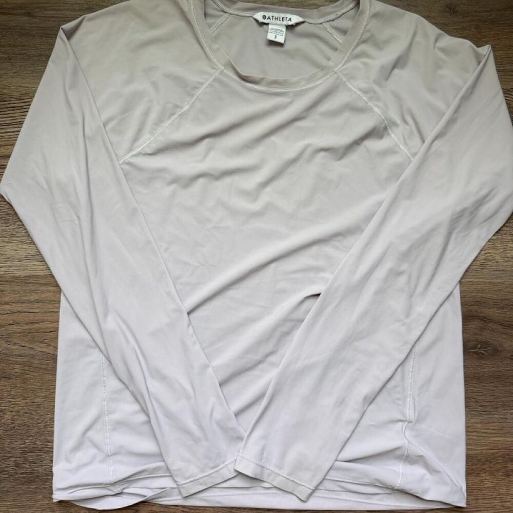 Athleta Women's Tan and Grey T-shirt